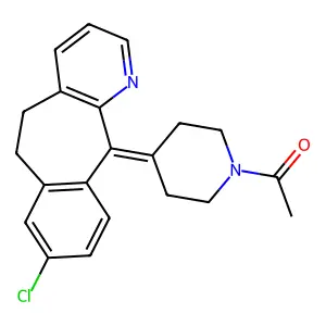1-[4-(13-chloro-4-azatricyclo[9.4.0.03,8]pentadeca-1(11),3(8),4,6,12,14-hexaen-2-ylidene)piperidin-1-yl]ethanone structure